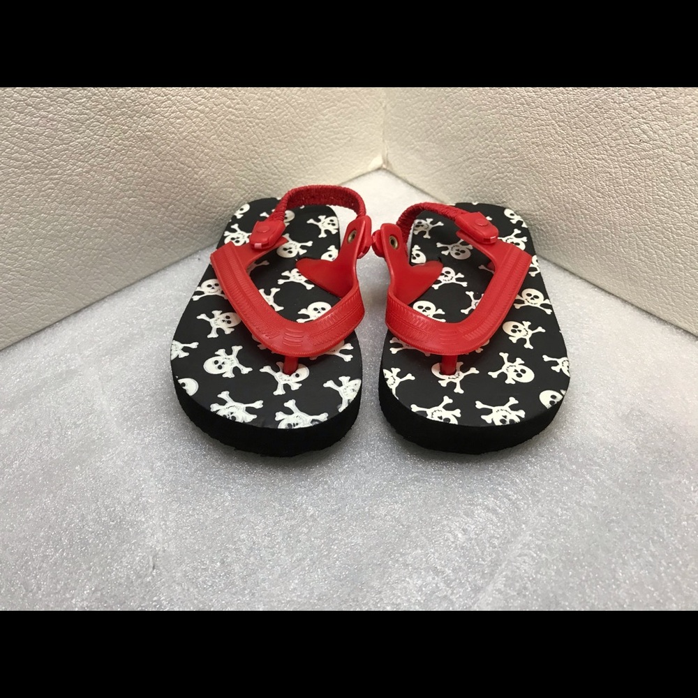 ❤️ “5 for $50” Skull flip flops